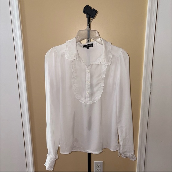 Timing White Ruffle Blouse - Picture 3 of 6
